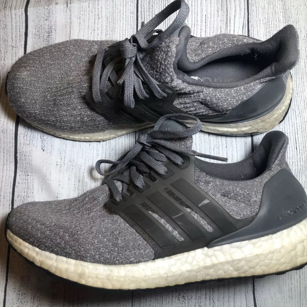 Adidas Ultra Boost 3.0 Grey Four Sneakers Size 5.5 S82052